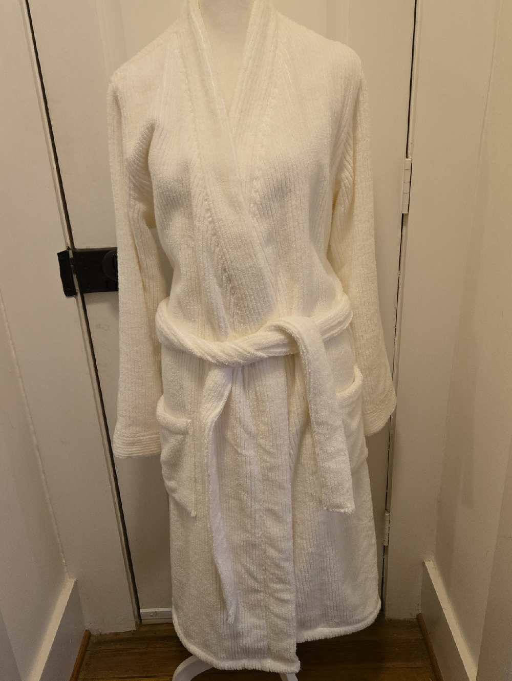 Parachute Soft Terry Rib Robe In White Size Medium - Picture 1 of 8